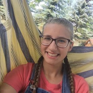 Meet your Posher, Madeline